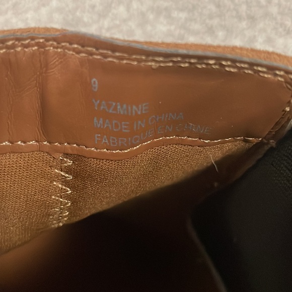 Expression ankle boots. Lightly worn. Size: US 9 - Picture 5 of 8